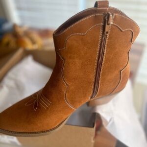 New in box, booties, brown, size 10